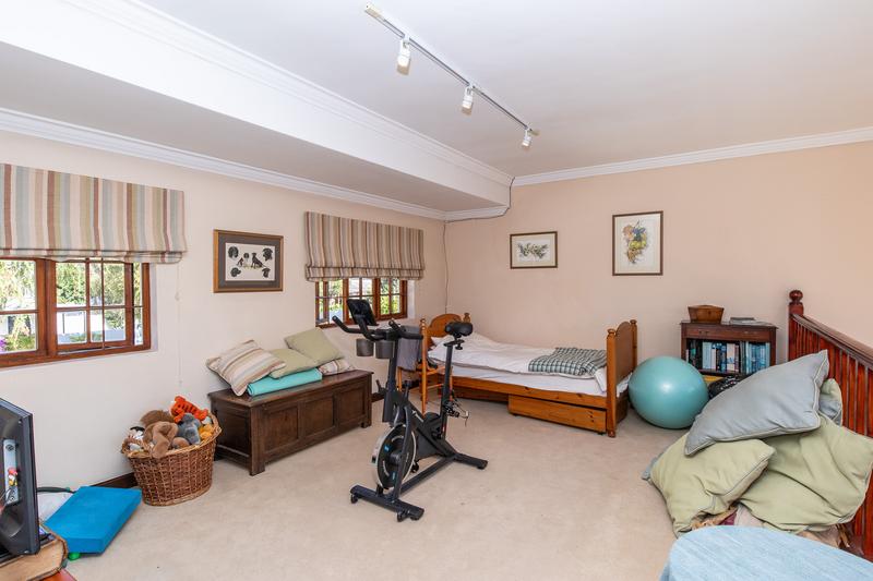 5 Bedroom Property for Sale in Tokai Western Cape